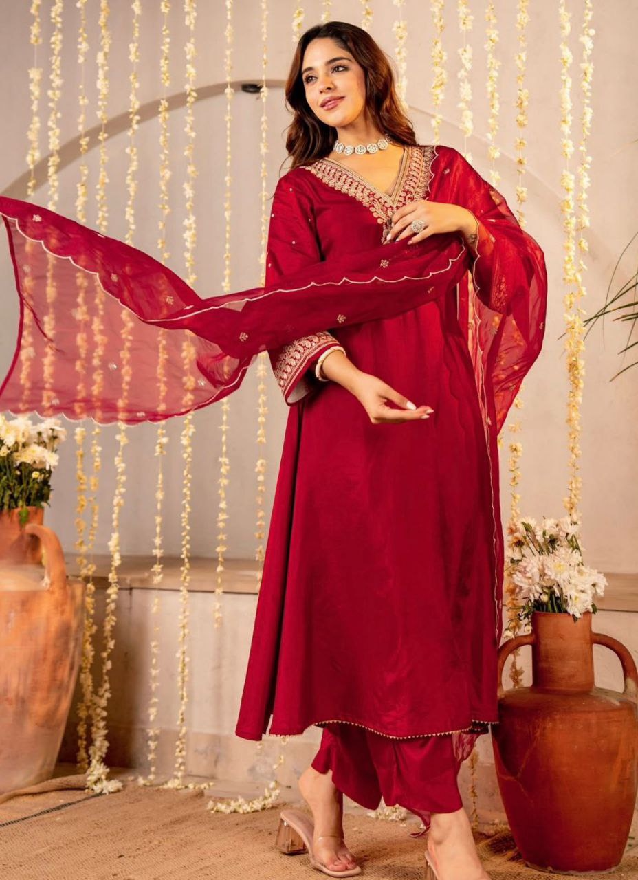 Premium Roman Silk Embroidered Kurta Pant Set with Organza Dupatta | Designer Party & Festive Wear Collection